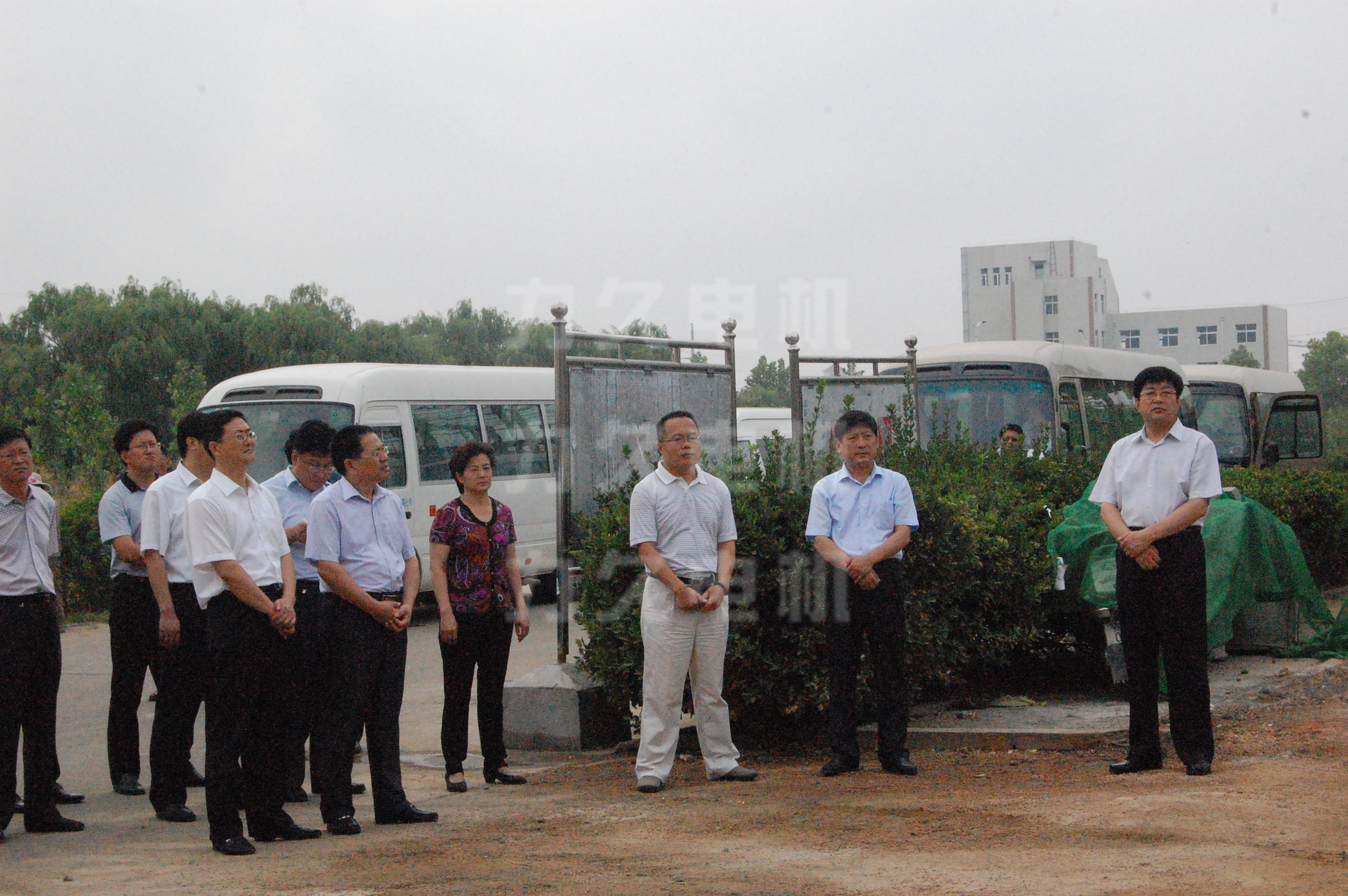 觀摩團參觀力久電機新廠房建設